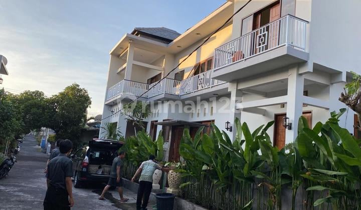 Rumah Nyaman Siap Huni Dikori Nuansa Jimbaran. Dijual. SHM dan 3 Lantai