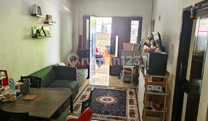 Jarang Ada, Rumah Tdk Hadapan Tetangga di Cluster Graha Raya Bintaro Tangsel