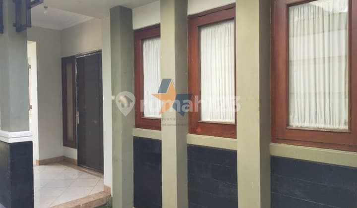 Rumah Classic Cluster Kencana Loka Bsd Serpong Tangsel