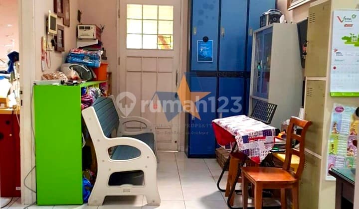 House with Beautiful Environment Graha Raya Bintaro Tangsel