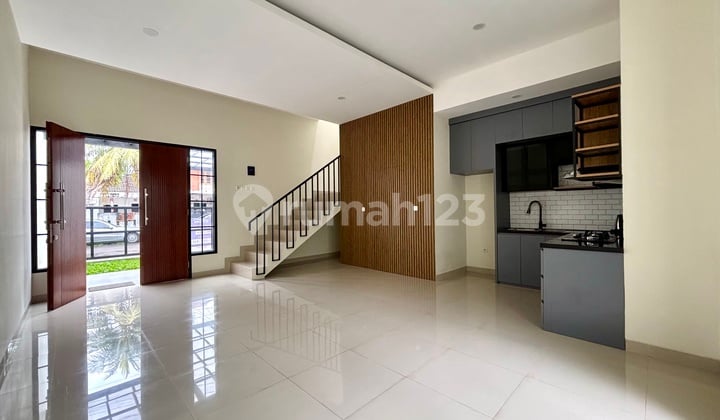Brand New House Near Parigi Toll, Graha Raya Cluster, Tangsel