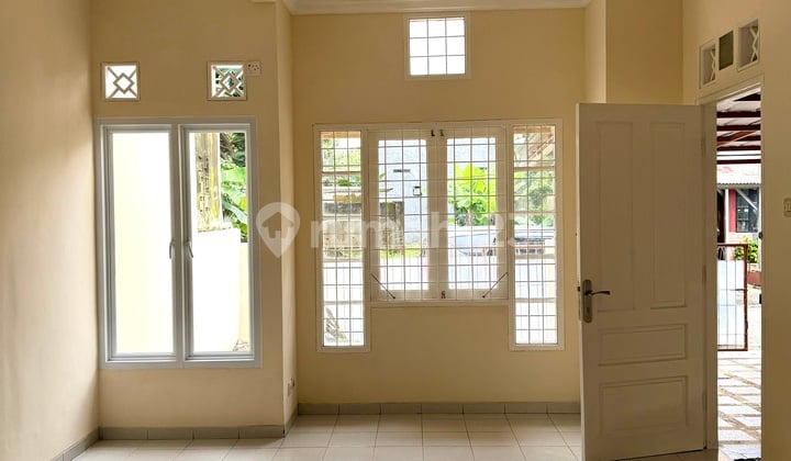 Disewakan Rumah Dekat Tol Parigi Graha Bintaro Tangsel