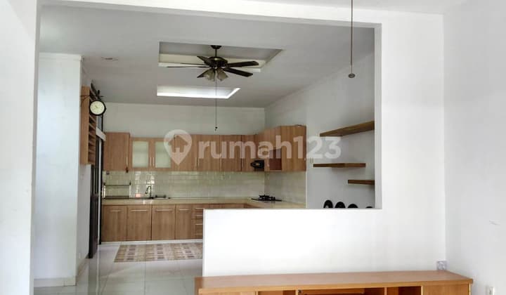 Disewakan Rumah Semi Furnished di Graha Raya Bintaro Tangsel
