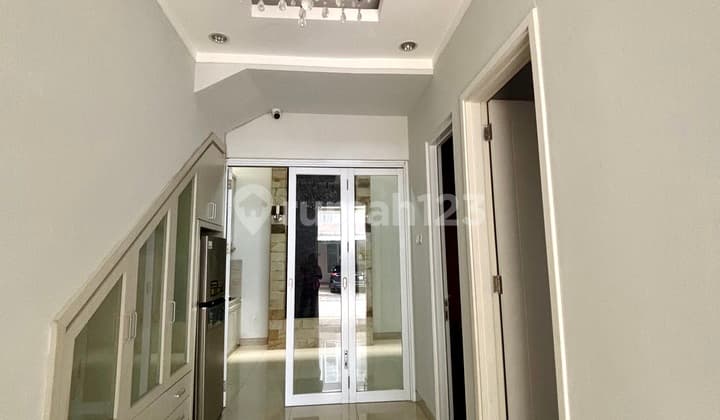 Rumah Siap Huni Semi Furnished Cluster Graha Raya Tangerang