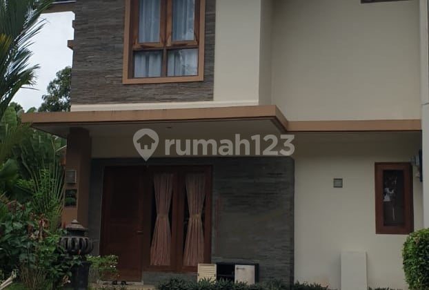 For Rent Fully Furnished Villa Panbil House, Batam