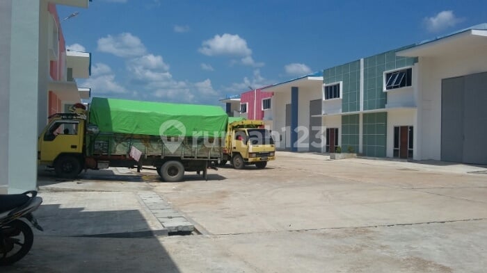 Dusewkan Gudang + Office Akses Kontainer, Lokasi Pergudangan Strategis