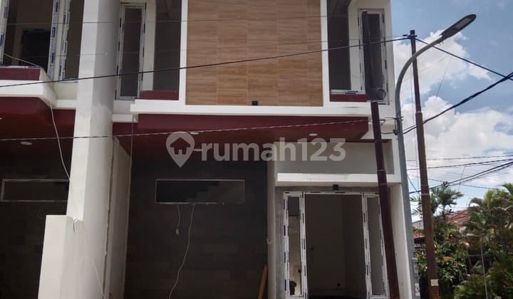 Dijual Rumah Baru 2 Lantai Finishing Minimalis Rungkut Harapan