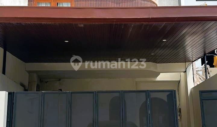 Rumah 2 Lantai Siap Huni Mojoarum Dekat Kampus B & C Unair