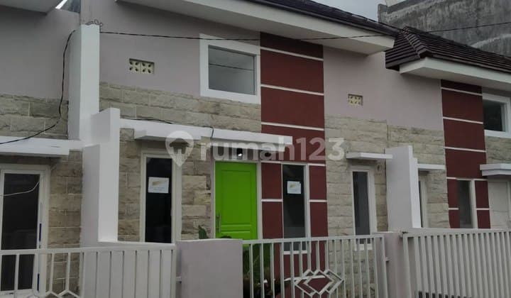 Dijual Rumah Baru SHM Siap Huni Lokasi Strategis di Gunung Anyar Baru 2 Dekat Kampus Upn Dan Kampus Pelayaran