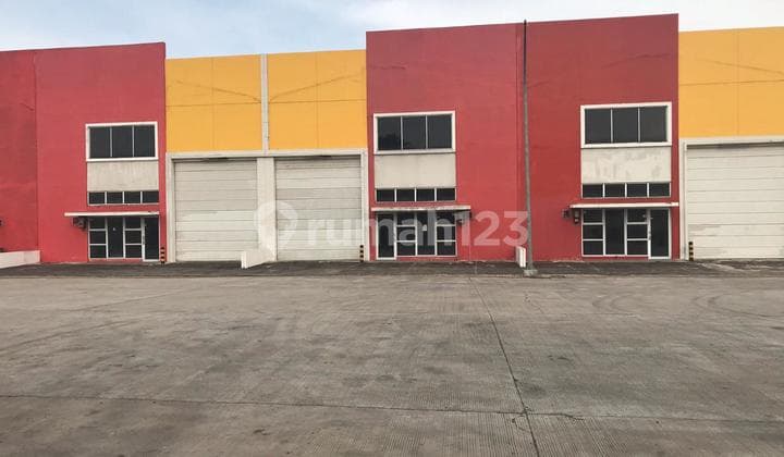 For Rent Warehouse Green Sedayu Bizpark Cakung Size 9x24