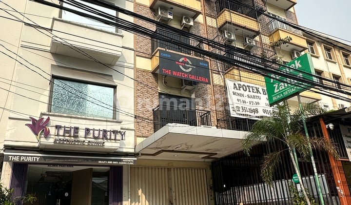 Sewa Ruko 5 Lantai di Pasar Baru, Jakarta Pusat, Strategis
