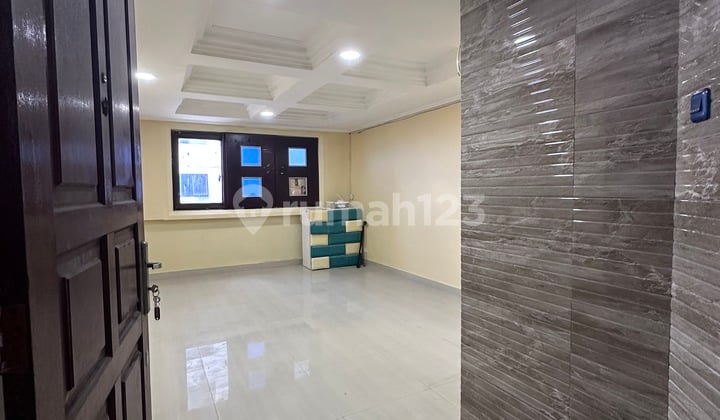 Sewa Apartemen Rajawali Amethyst Studio