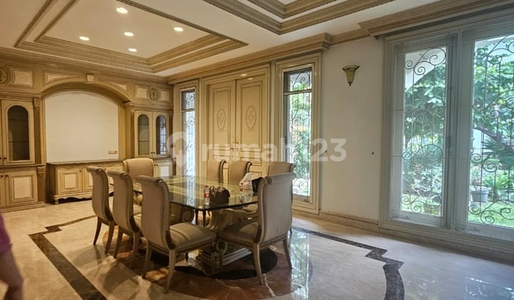 Disewa Rumah PIK Taman Mediterania Resort Uk450m² at Jakarta Utara