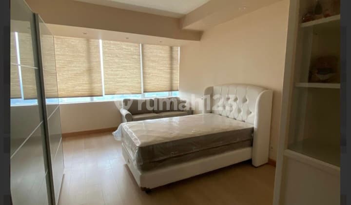 For Sale Below Cost U-Residence Studio Type 27m² Furnished Apartment in Tangerang