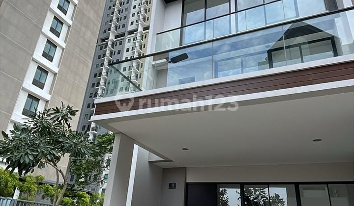 Disewa Rumah Cluster Osaka Residence PIK2 uk 60m2 , 3lt HOEK 3Lt Hoek at Jakarta Utara