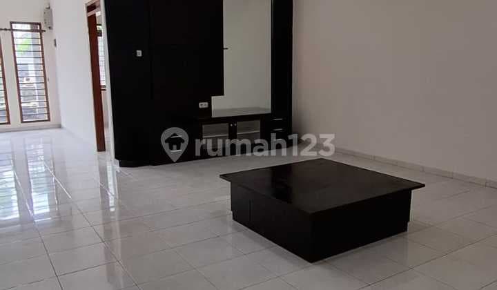 Sewa Taman Holis Indah Bagus Aman