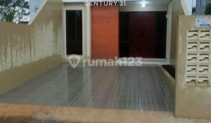 Rumah Siap Huni Di Pamulang Cantik TA15080