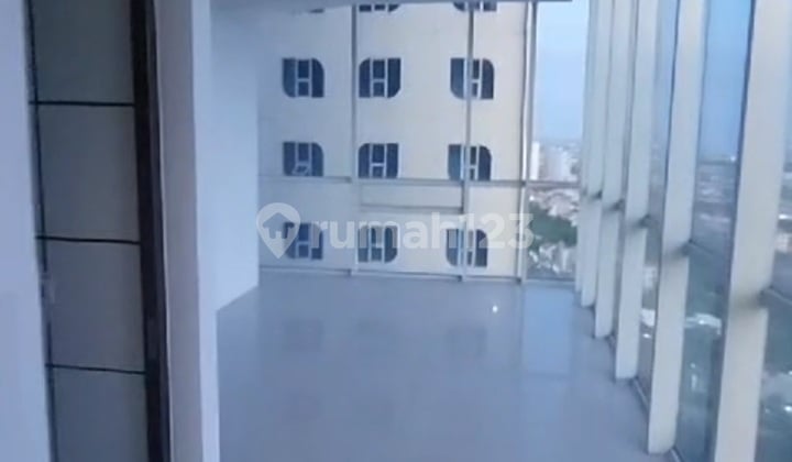 The City Square A Lt 10 Corner Strategis Dekat Jemursari