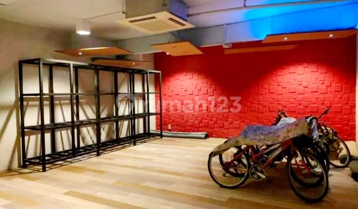 Jual Rumah Mewah Graha Family Blok Favorit Dkt Dian Istana Pakuwon