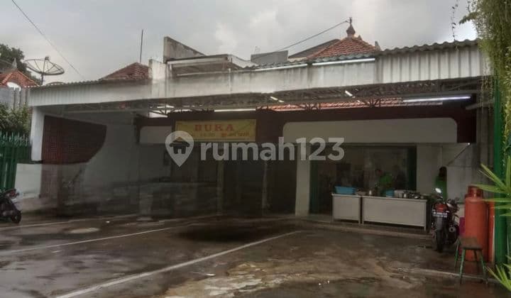 Rumah untuk usaha Raya Tidar