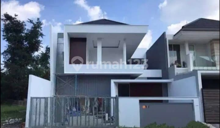 Rumah 2lt Private Pool Pakuwon Indah