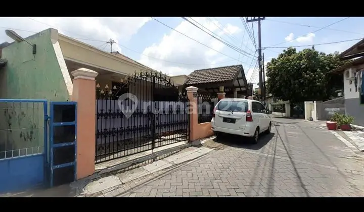 Rumah Kos Aktif Kutisari Selatan