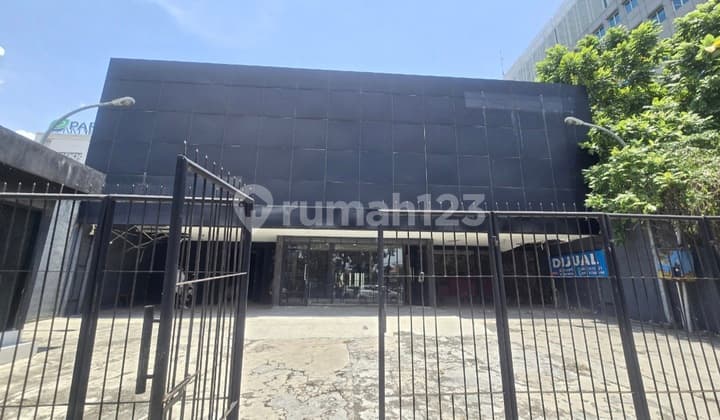 Bangunan Komersial Raya Diponegoro. Siap Pakai