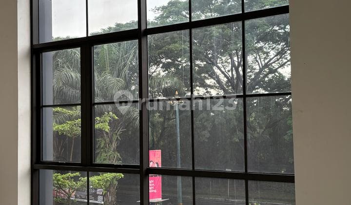 Ruko Gandeng 3 Lantai di Maison De Wisteria Metland Menteng Cakung Jakarta Timur