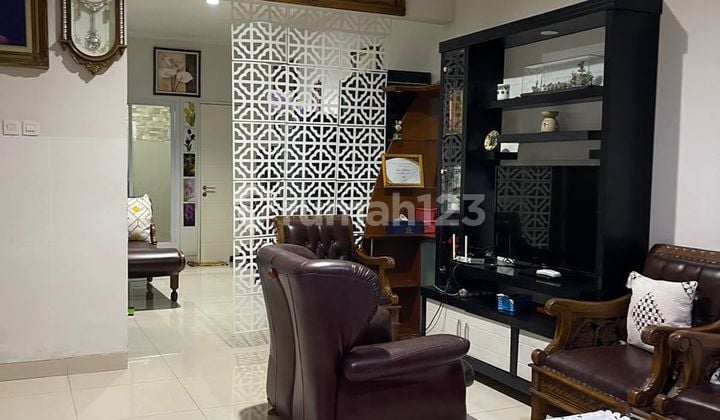 Rumah 2 Lantai Lingkungan Aman Siap Huni di Cluster Adara Harapan Indah Bekasi