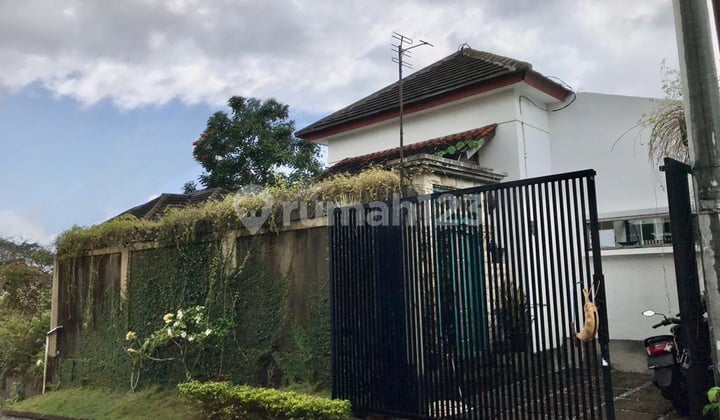 Rumah Style Villa di Area Beranda Bukit Goa Gong Yg Menawan