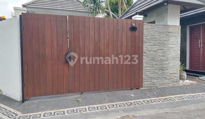 Charming Villa Style House Jl Puri. priskila Kerobokan