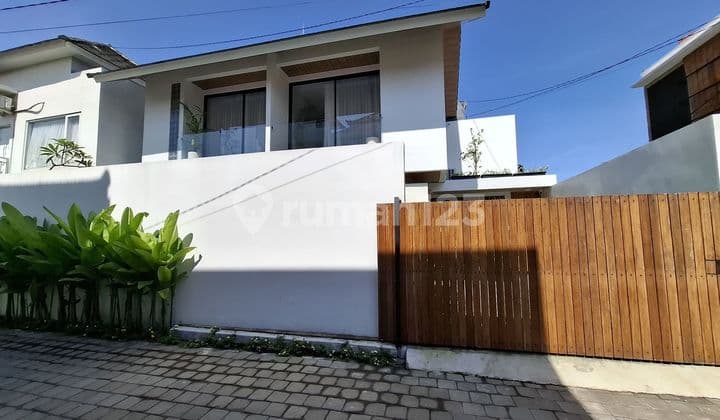 Beautiful Luxury 2Br Villa In Padonan Canggu Ideal For Family Living