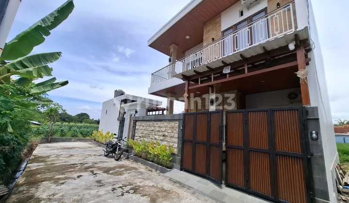 Villa Tepi Sawah di area Mengwi cocok untuk Keluarga Kecil