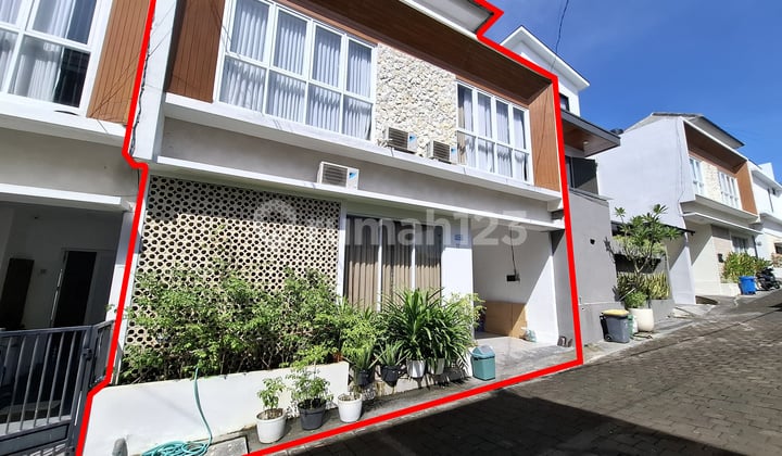 Villa Area Tumbakbayuh Badung cocok untuk Keluarga