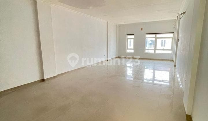 Disewakan Cepat Ruko 3.5 LT Siap Huni Muara Karang