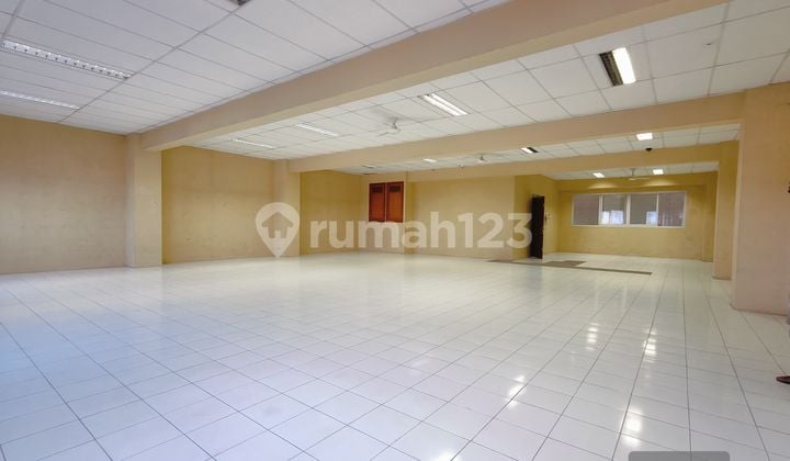 Dijual Cepat Bangunan 4 Lantai Siap Huni Muara Karang