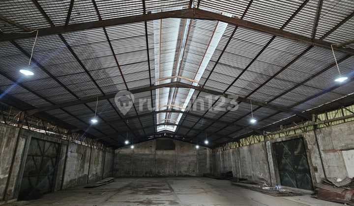 Warehouse for Rent in Pluit, Close to Emporium Mall