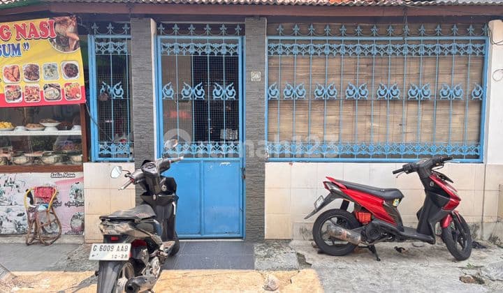 Kartini 3 House Central Jakarta, Sawah Besar, For Quick Sale