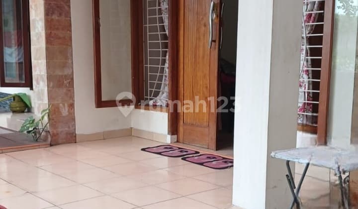 Cantik Hoek Dekat Akses Tol di Graha Bintaro