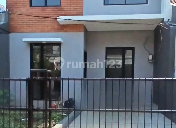 Minimalist House Brand New, Ready to live in, strategic location in Bintaro