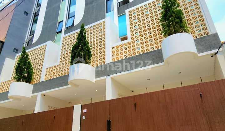 Dijual Kost Kost an Baru income 520jt/ THN di Grogol Jakarta Barat
