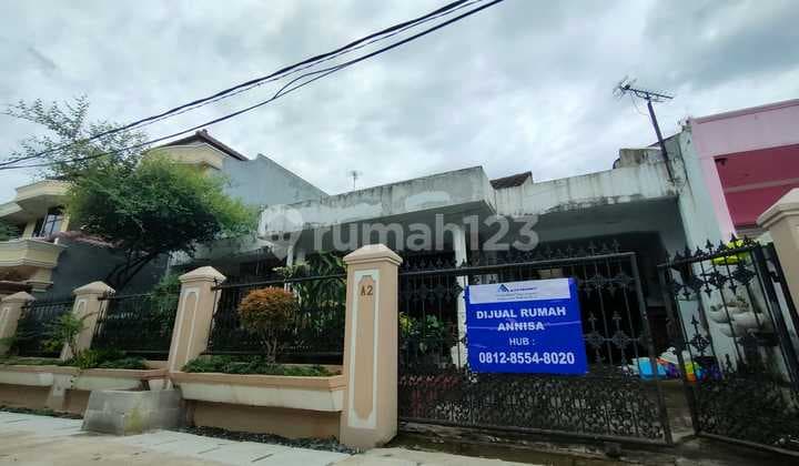 Dijual Rumah di Delta Pekayon dengan Luas 228 di Harga Under 3M