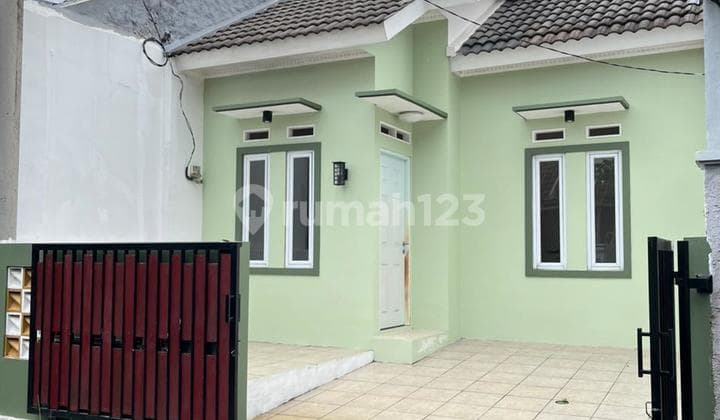 Cheap House for Sale in Grand Residence Near Minimarket, Mustikajaya