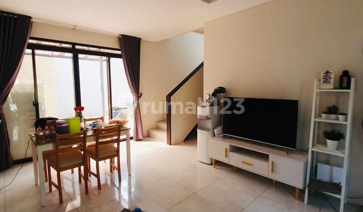 Modern - Full Furnish Kt3 Km2 / 2lantai