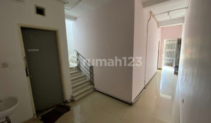RUKO 2 lantai investasi berjalan SUKAHAJI , jalan penghubung geger kalong dan Sutami