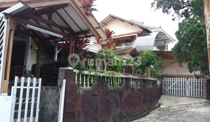 Rumah dengan Paviliun Kost Hitung Tanah Saja ‼️ Bukit Dago Selatan Klasik Terawat Sejuk