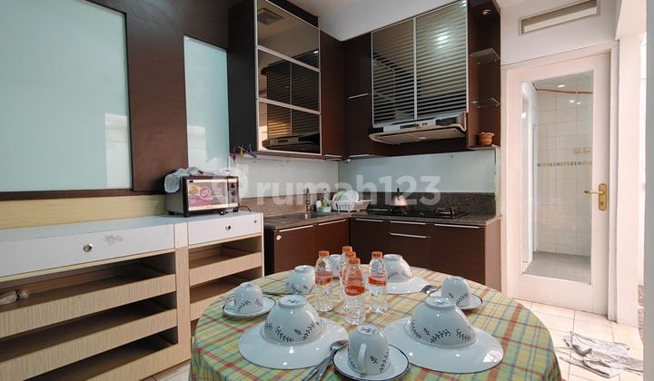 Fully Furnished Comfortable 2 Bedroom 2 Bathroom 108 sqm Land 60 sqm Building