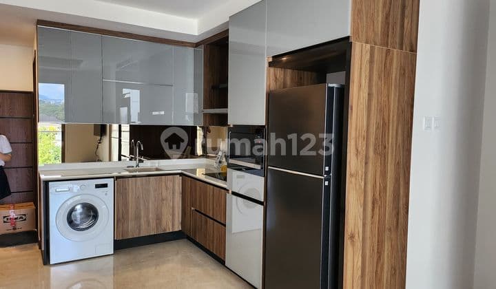 Hegarmanah Fully Furnished 2BR 8th Floor North View Km2