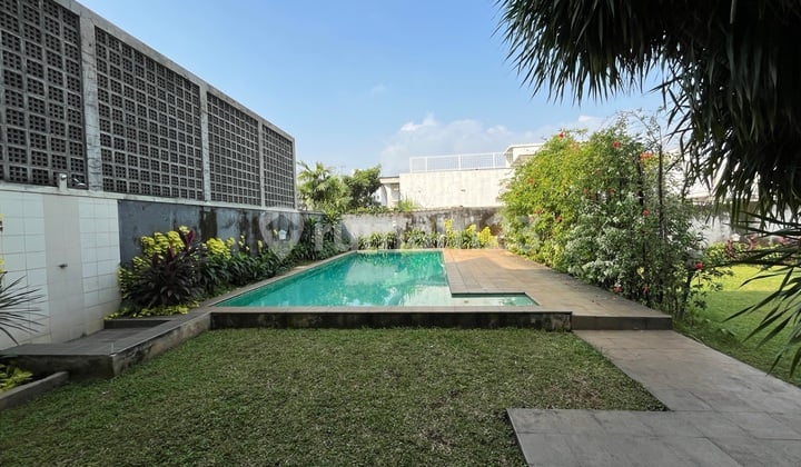 RUMAH CANTIK MEWAH PRIVATE POOL TEMPAT TINGGAL, KANTOR KEMANG JAKARTA SELATAN