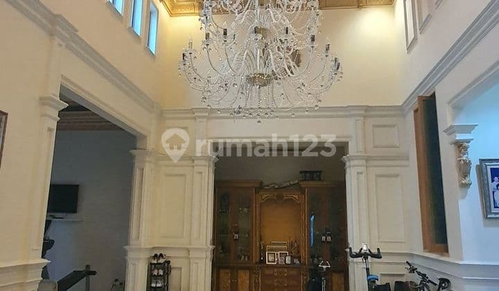 Rumah Mewah Bagus 3 Lantai Hook bisa KPR di Pulomas